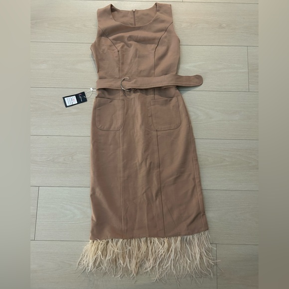 High neck dress with feather hem details - Picture 3 of 4